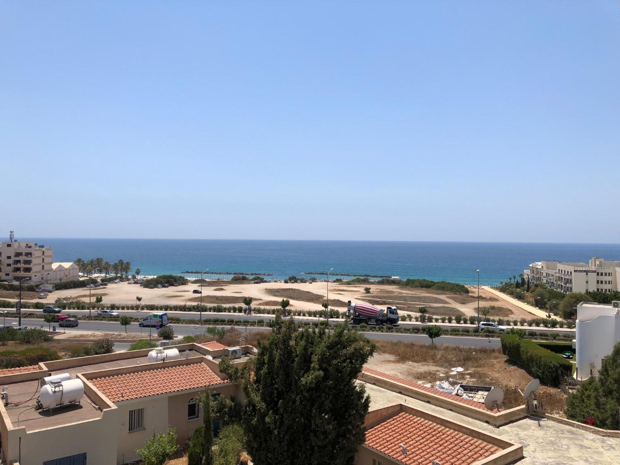 Kings Palace - Modern Penthouse With Incredible Sea Views 파포스 외부 사진