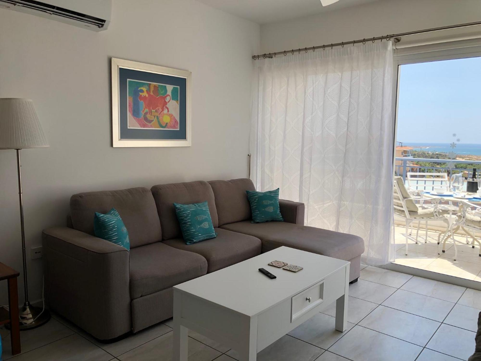 Kings Palace - Modern Penthouse With Incredible Sea Views 파포스 외부 사진