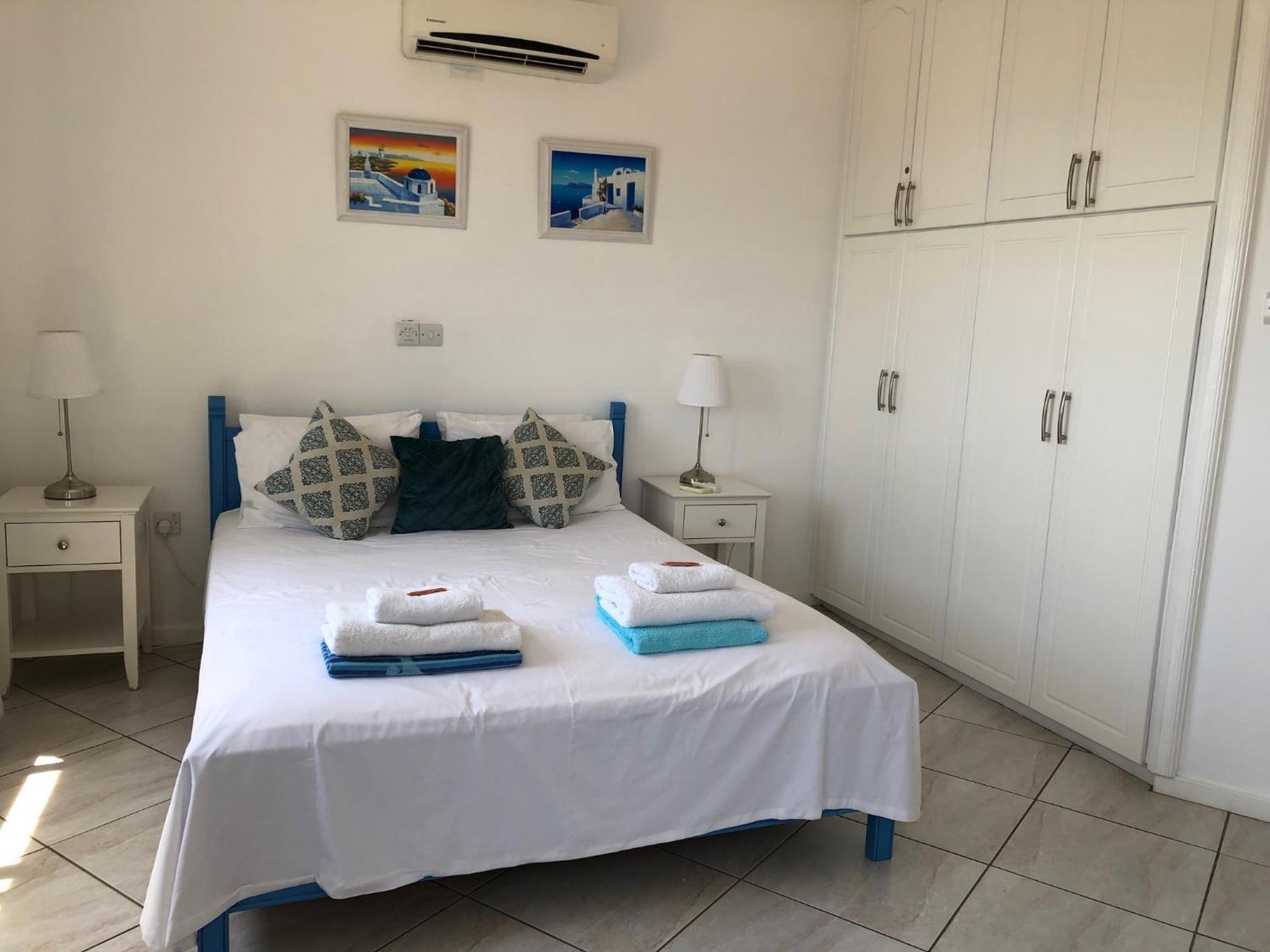 Kings Palace - Modern Penthouse With Incredible Sea Views 파포스 외부 사진
