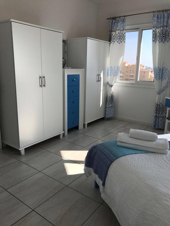Kings Palace - Modern Penthouse With Incredible Sea Views 파포스 외부 사진